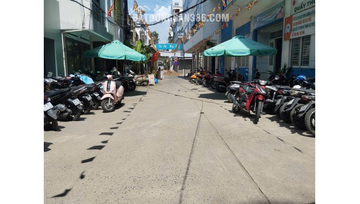Chính chủ bán nhà mới, nguyên căn 3.4*20m, khu biệt thự, hẻm xe tải 6m, 141/ đường Bàn Cờ P3, Q3, HCM